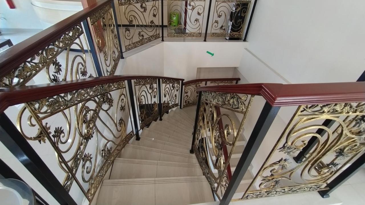 The Villa Solo Baru Grogol Екстер'єр фото
