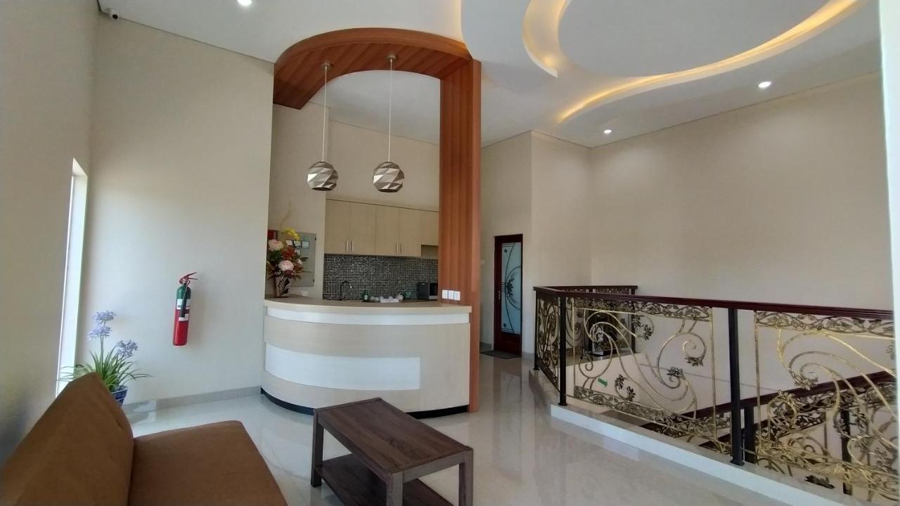 The Villa Solo Baru Grogol Екстер'єр фото